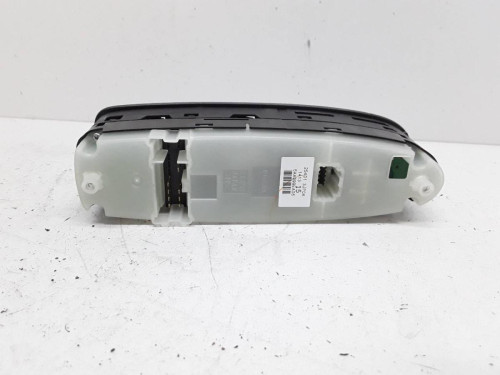 MANDO ELEVALUNAS DELANTERO IZQUIERDO INFINITI Q50 (V37) 