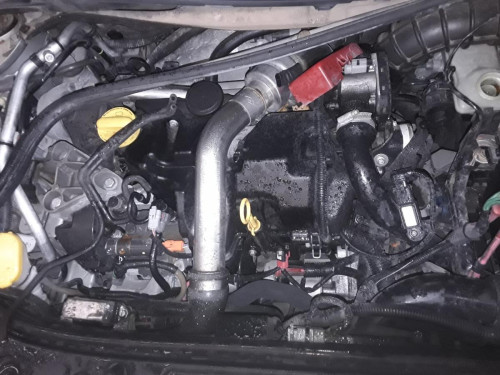 RENAULT MEGANE II BERLINA 5P — vehículo donante para recambios 