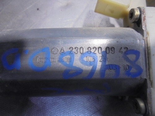  MOTOR ELEVALUNAS DELANTERO DERECHO Mercedes-Benz CLK (BM 209) COUPE 