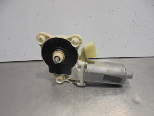  MOTOR ELEVALUNAS DELANTERO DERECHO Mercedes-Benz CLK (BM 209) COUPE 