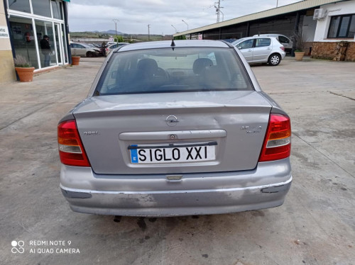 Opel Astra G Berlina (1998->) — автомобиль-донор на запчасти 