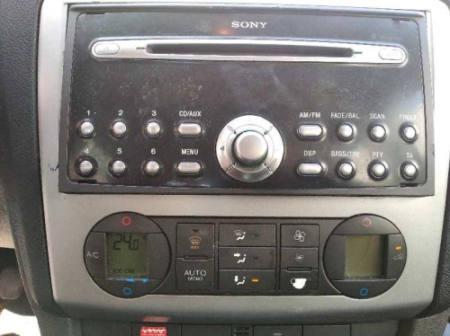  FORD FOCUS BERLINA (CAP) 