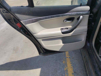 GUARNECIDO PUERTA TRASERA IZQUIERDA