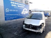 TOYOTA COROLLA VERSO (R1)