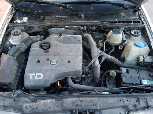  SEAT CORDOBA BERLINA (6K2) 