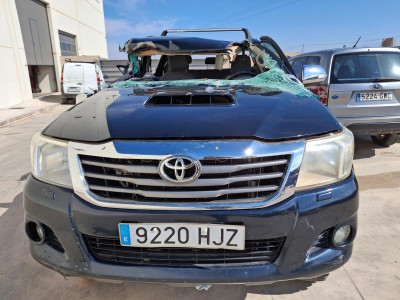 TOYOTA HILUX (KUN)