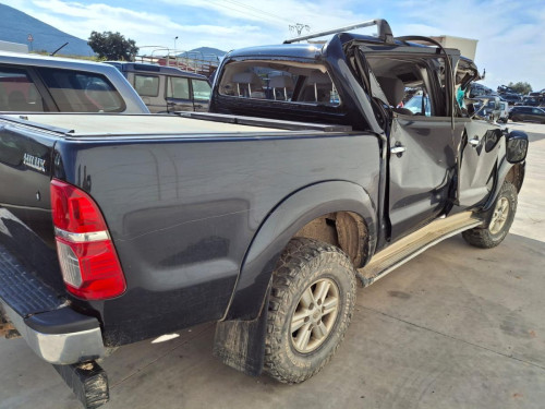 TOYOTA HILUX (KUN) — автомобиль-донор на запчасти 