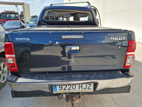 TOYOTA HILUX (KUN) — автомобиль-донор на запчасти 