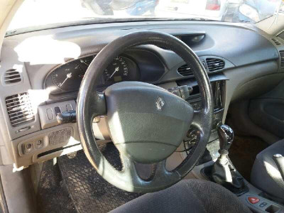 RENAULT LAGUNA II (BG0)