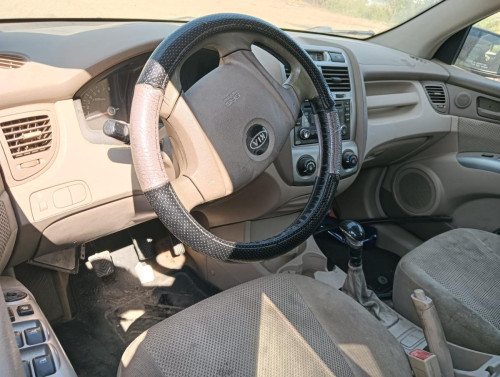 KIA SPORTAGE (KM) — vehículo donante para recambios 