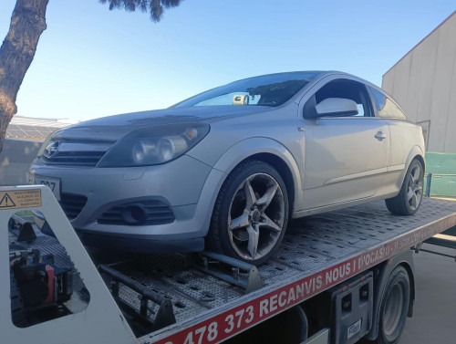 OPEL ASTRA H GTC — автомобиль-донор на запчасти 