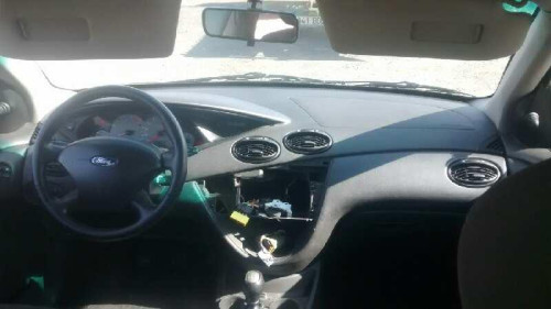  FORD FOCUS BERLINA (CAK) 
