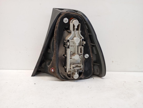 PILOTO TRASERO IZQUIERDO BMW SERIE 3 COMPACTO (E46) 