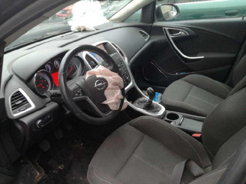 OPEL ASTRA J BERLINA 5P — Donor Vehicle for Used Parts 