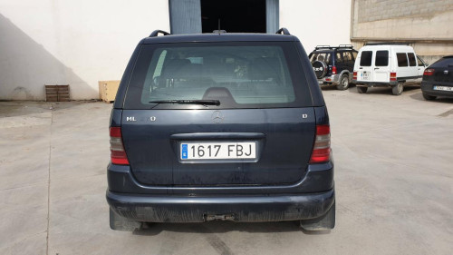  MERCEDES-BENZ CLASE ML (BM 163) 