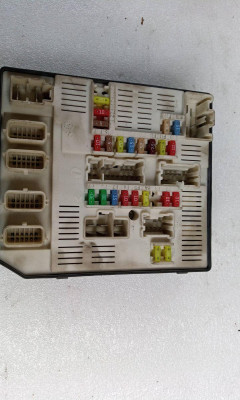 CAJA RELES / FUSIBLES, RENAULT, MEGANE III SPORT TOURER