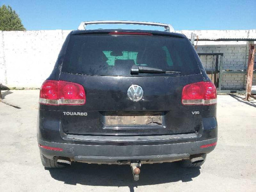  VOLKSWAGEN TOUAREG (7LA) 