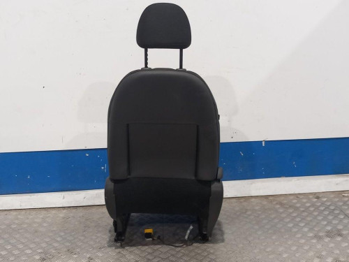  ASIENTO DELANTERO DERECHO 