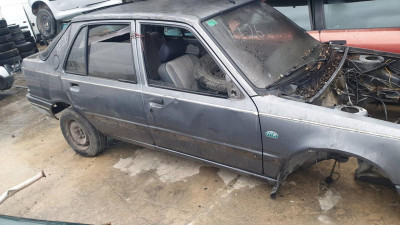 PEUGEOT 309