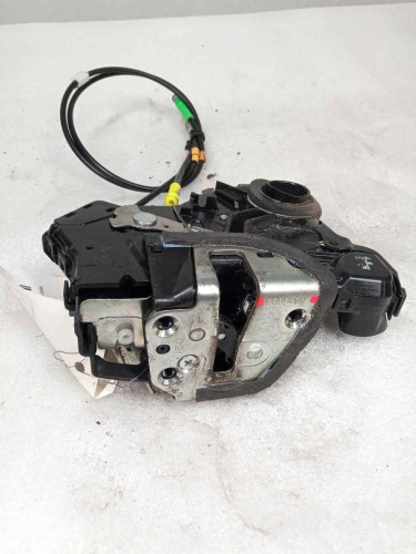  CERRADURA PUERTA DELANTERA IZQUIERDA TOYOTA AURIS (E15) 