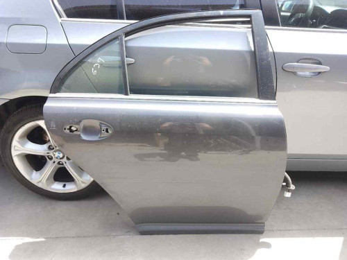 PUERTA TRASERA DERECHA TOYOTA AVENSIS BERLINA (T25) 