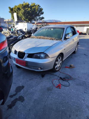 SEAT CORDOBA BERLINA (6L2)