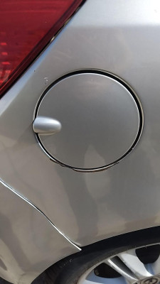 TAPA EXTERIOR COMBUSTIBLE Opel Corsa D (2006->)