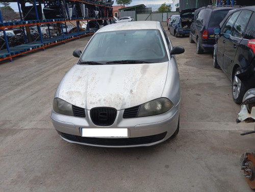 SEAT IBIZA (6L1) — vehículo donante para recambios 