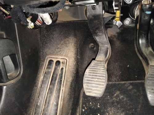 PEDAL EMBRAGUE ALFA ROMEO MITO (145) 