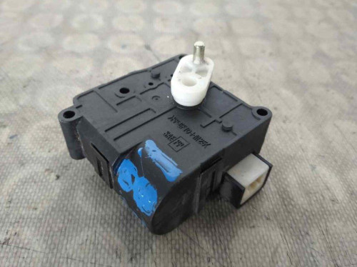 MOTOR APERTURA TRAMPILLAS CLIMATIZADOR TOYOTA COROLLA (E12) 