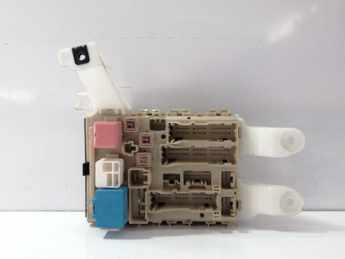  CAJA RELES / FUSIBLES TOYOTA AURIS (E15) 
