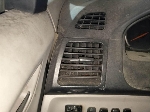 REJILLA AIREADORA Mitsubishi GRANDIS (NA0W) 