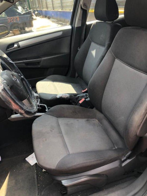 OPEL ASTRA H BERLINA