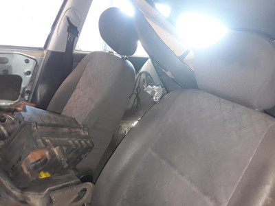 FORD FOCUS FAMILIAR (CAK)