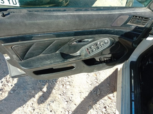 BMW SERIE 5 BERLINA (E39) — vehículo donante para recambios 
