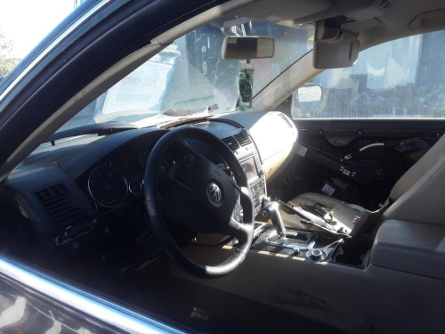  VOLKSWAGEN TOUAREG (7LA) 