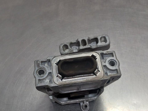  SOPORTE MOTOR VOLKSWAGEN TOURAN (1T3) 