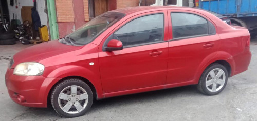  CHEVROLET AVEO BERLINA 