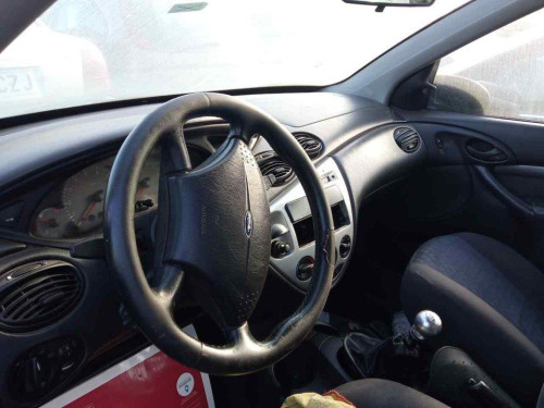 FORD FOCUS BERLINA (CAK) 