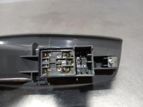  MANDO ELEVALUNAS TRASERO IZQUIERDO Chevrolet LACETTI 