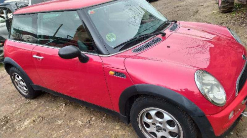 MINI MINI (R50,R53) — автомобиль-донор на запчасти 