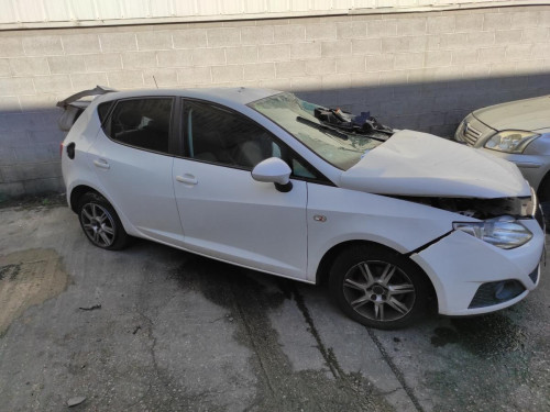 SEAT IBIZA BERLINA (6J5) — vehículo donante para recambios 
