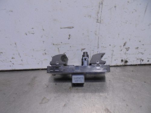  MANDO ELEVALUNAS DELANTERO IZQUIERDO Volkswagen PASSAT BERLINA (3C2) 