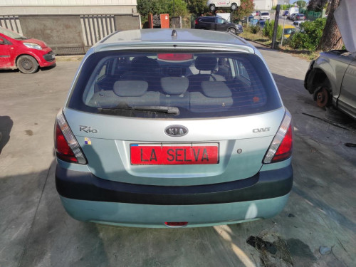 KIA RIO (JB) — vehículo donante para recambios 