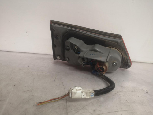 PILOTO TRASERO DERECHO INTERIOR LEXUS IS (DS2/IS2) 