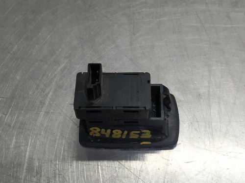  MANDO ELEVALUNAS TRASERO IZQUIERDO 
