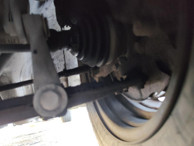 PINZA DE FRENO DELANTERA IZQUIERDA