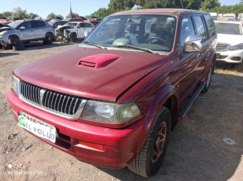  MITSUBISHI MONTERO SPORT (K90) 