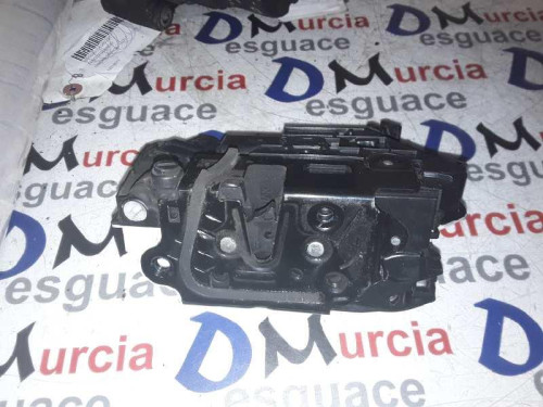 CERRADURA PUERTA TRASERA IZQUIERDA 