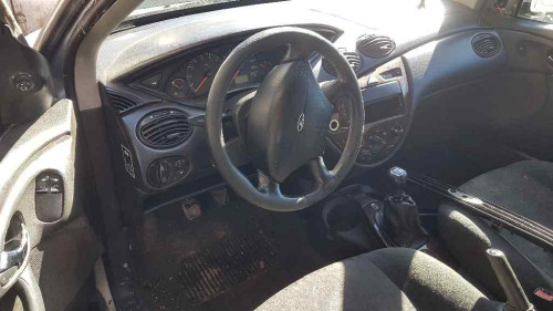 FORD FOCUS BERLINA (CAK) 